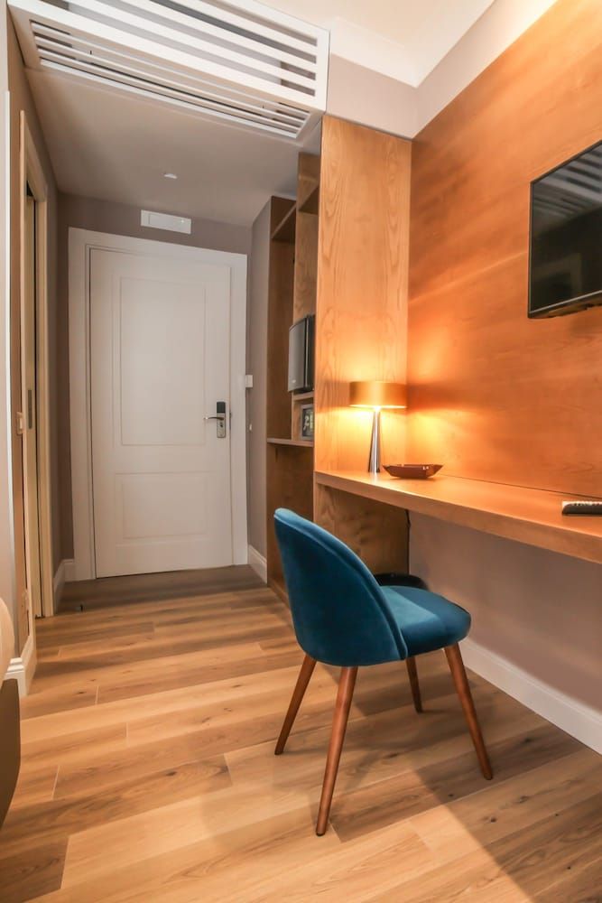 Toledo Relais - Exclusive Rooms Deluxe Quadruple Room, Courtyard View 4