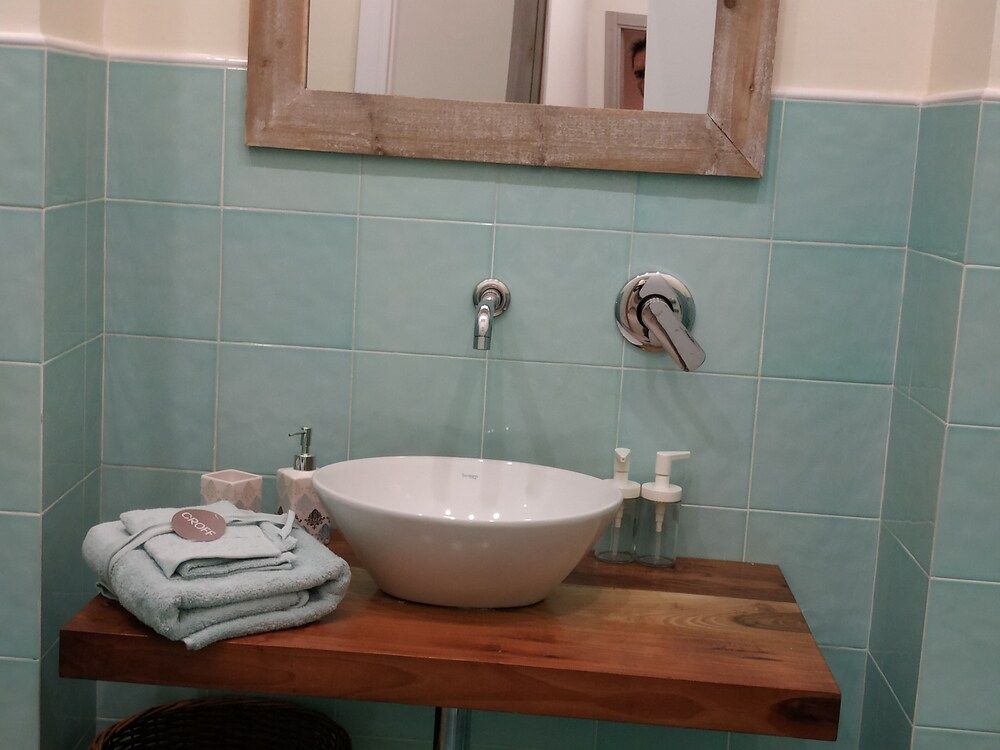 Sun&TheCity Double Room, Sea View 2