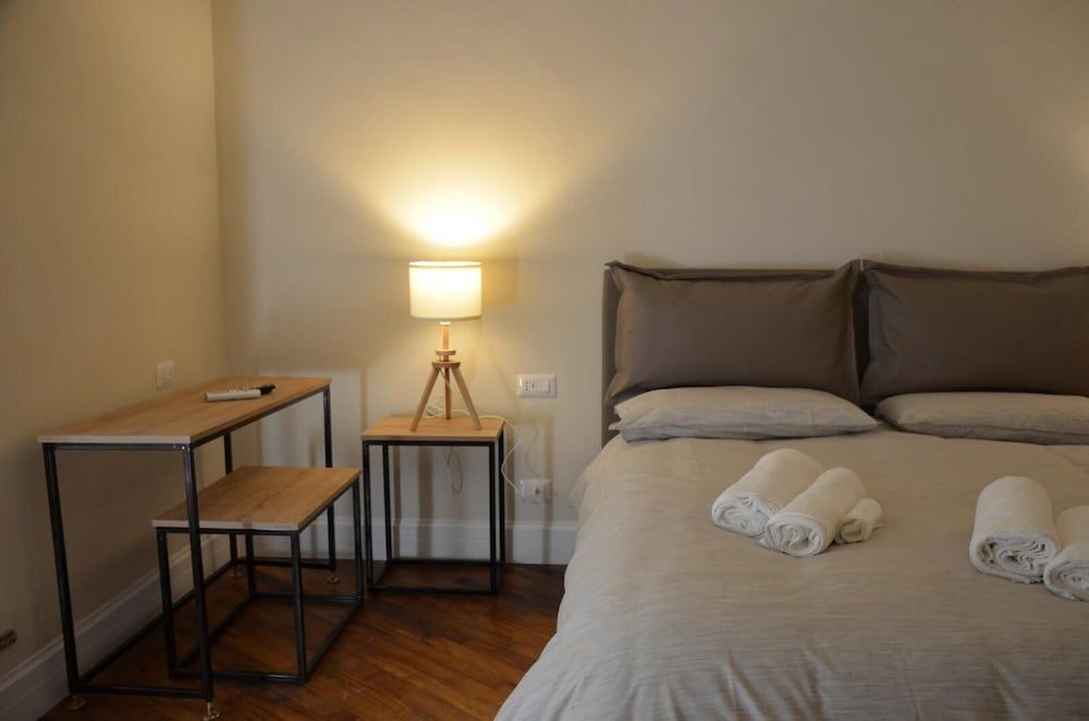 undefined Palazzo Pignatelli 4