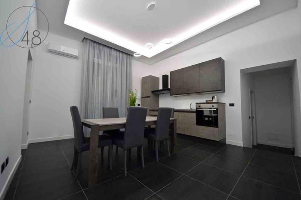 Suite Quarantotto Luxury House Superior Apartment 11