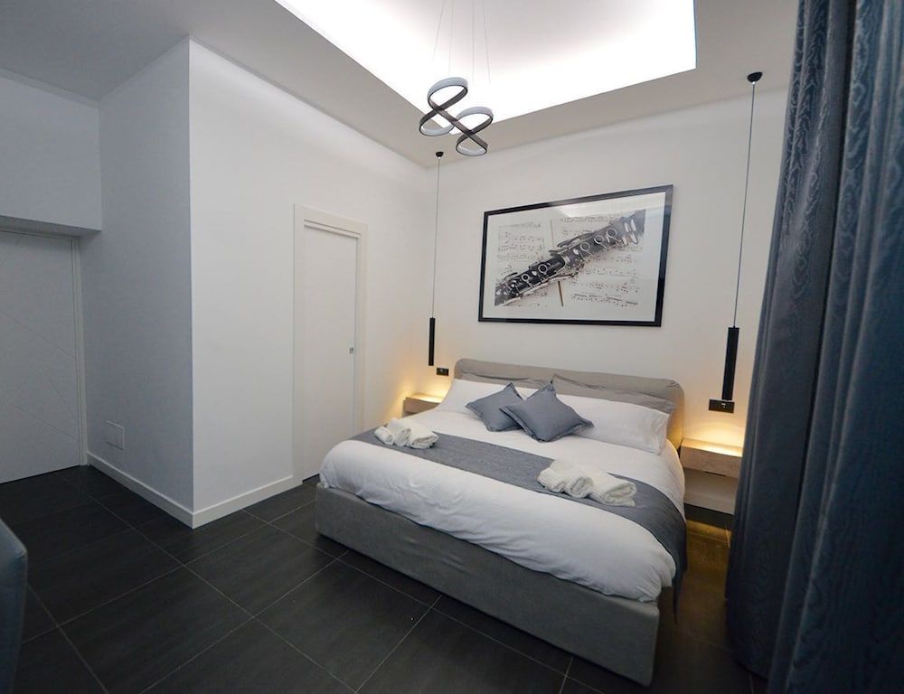 Suite Quarantotto Luxury House Superior Apartment 5