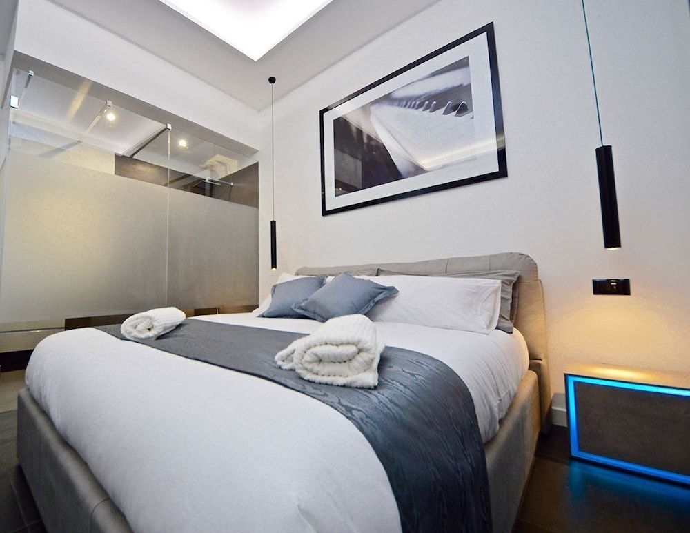 Suite Quarantotto Luxury House Superior Apartment 4