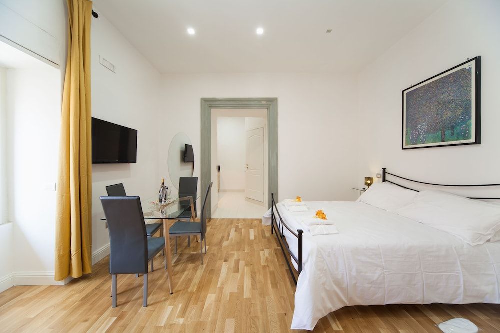 Eugenia e Donato Triple Room, Park View 2