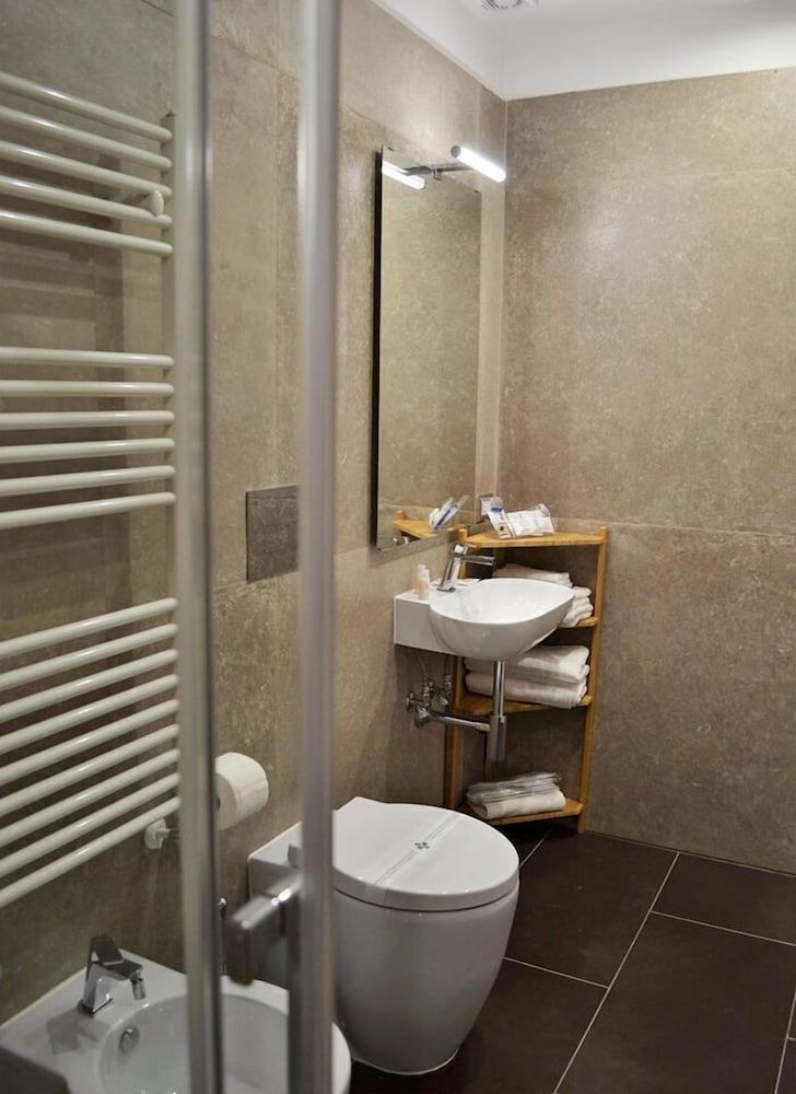 Nazionale Suite Deluxe Double Room 10