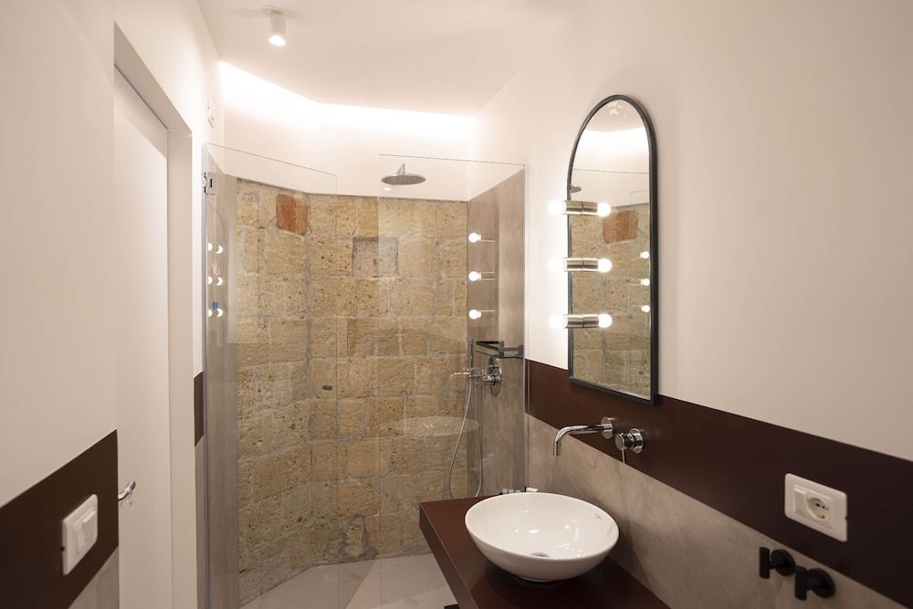 Ciao Bellini Classic Double Room, Balcony, City View 7