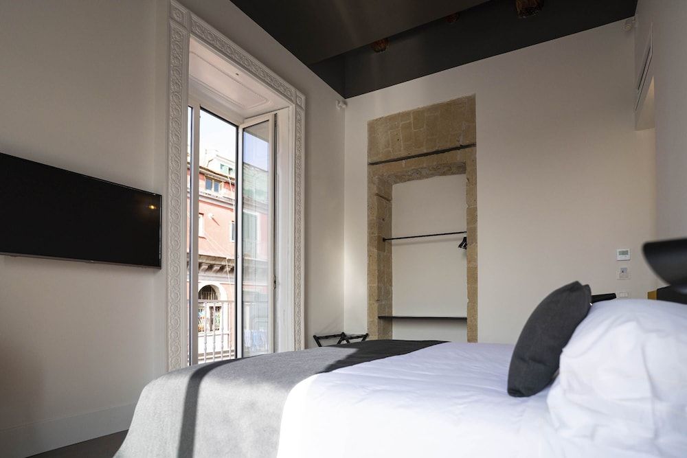 Ciao Bellini Classic Double Room, Balcony, City View 13