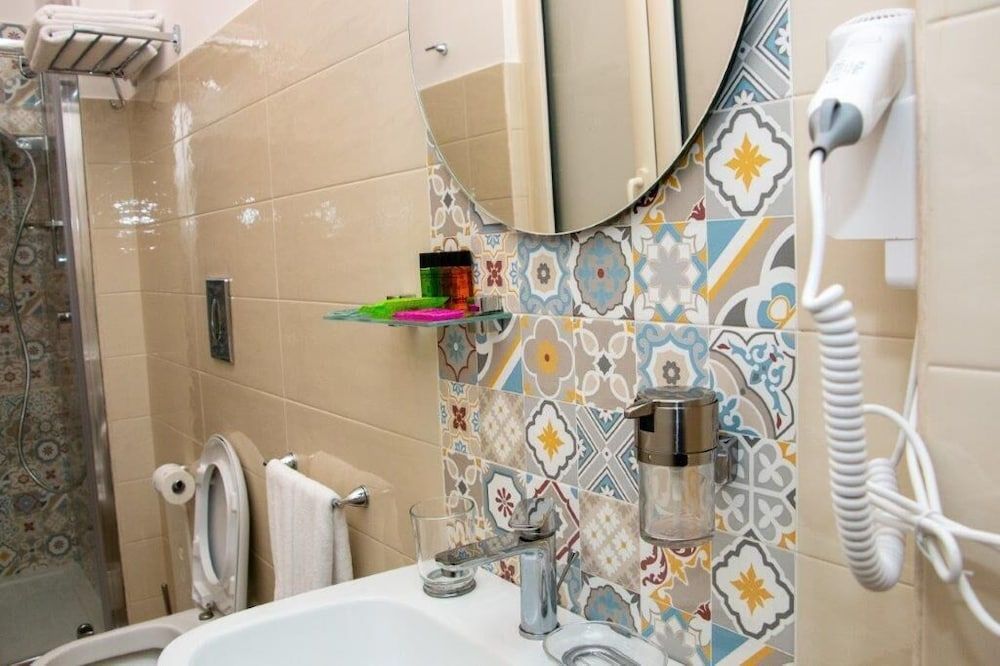 Florita Napoli Design Double Room 10