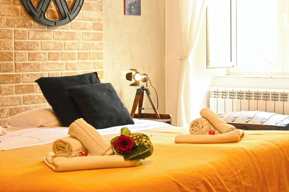 Napoli Cityscape Exclusive Room 8