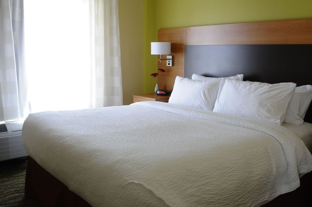 Suite, 2 Bedrooms, Corner