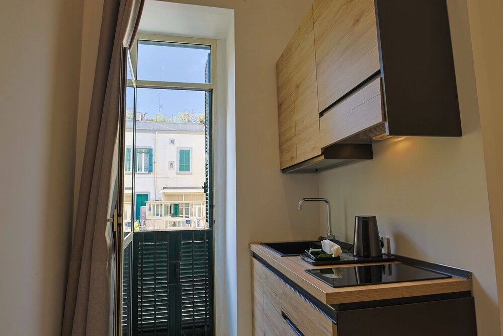 Edera Residence Basic Room 11