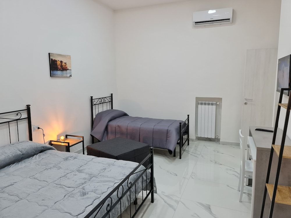 undefined Lumacors House 5