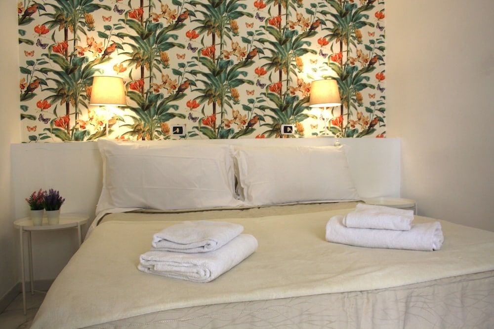 undefined La Locanda dell'Arte-Piazza Dante 8