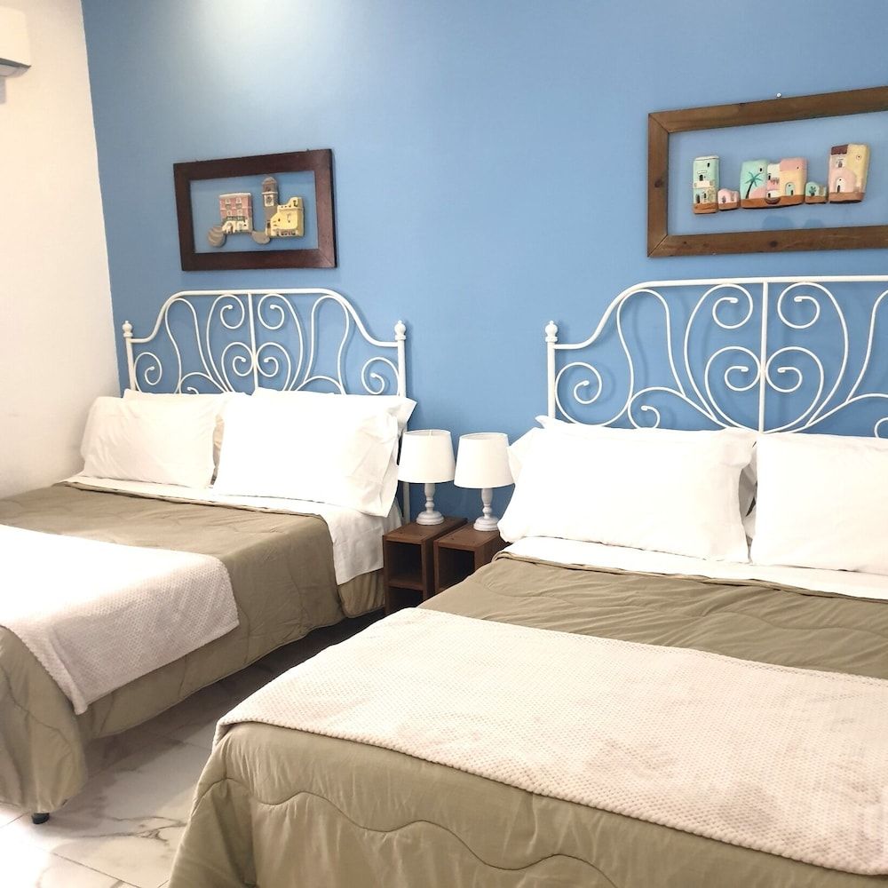 undefined La Locanda dell'Arte-Piazza Dante 3