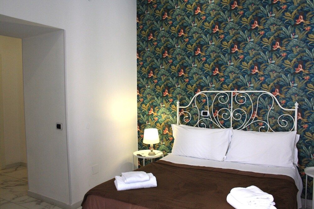 undefined La Locanda dell'Arte-Piazza Dante 2