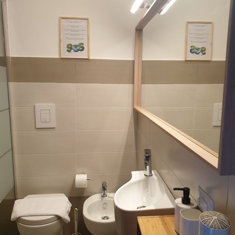 La Locanda dell'Arte-Piazza Dante Economy Double Room 13