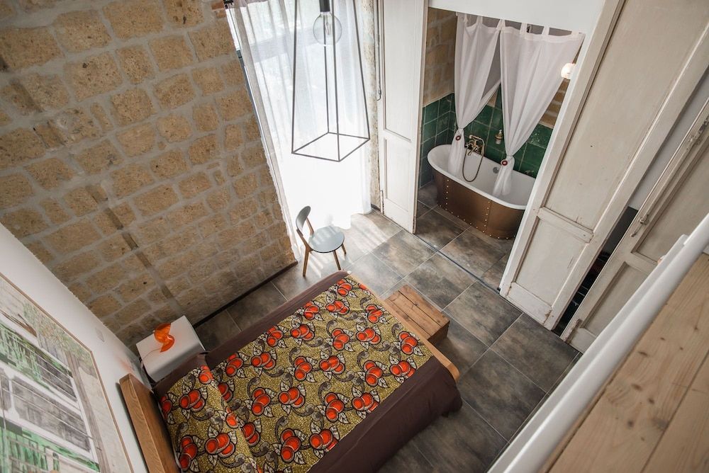 undefined Magma Home 4