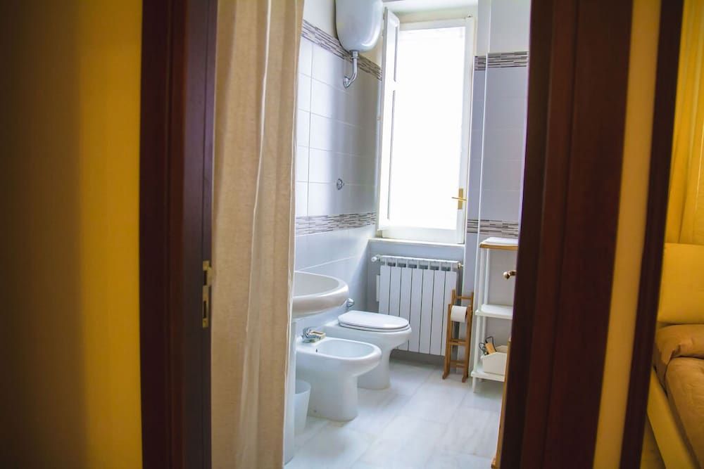 undefined Sweet Rooms in Easy House 4