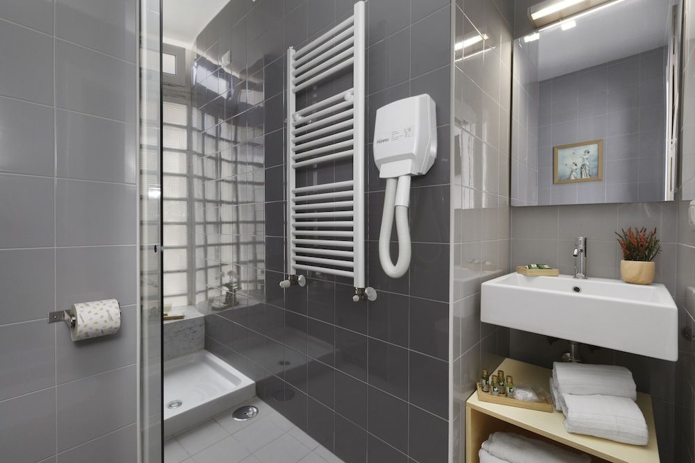 undefined Vivaldo Suite - Piazza dei Martiri 8