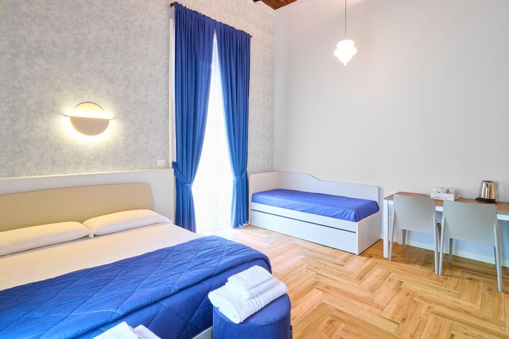 Toto e Peppino luxury rooms Superior Quadruple Room, Non Smoking, City View 5