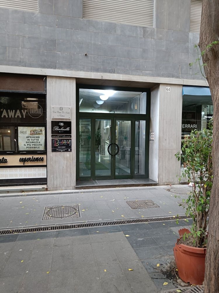 undefined Be-Coloured Suites 6