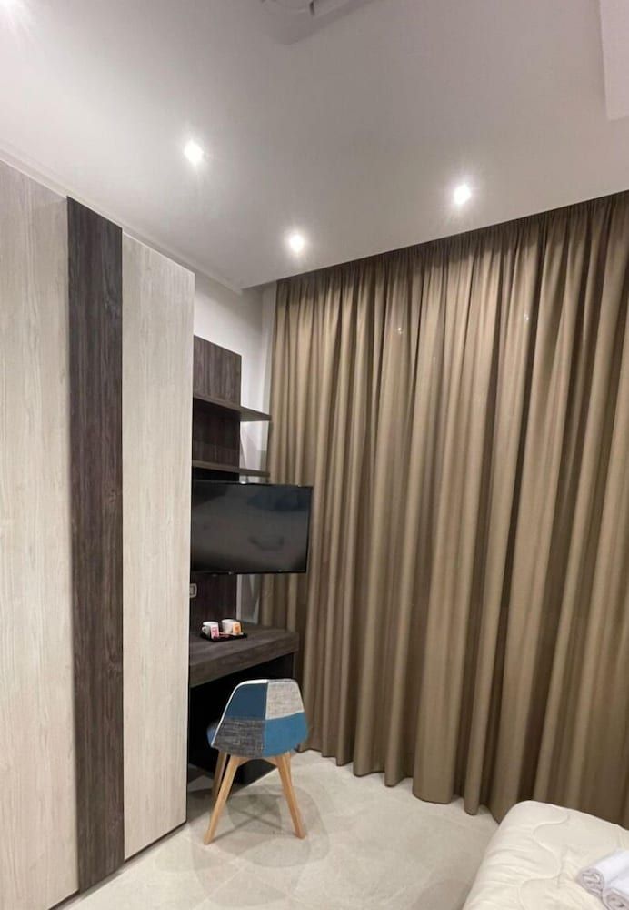 B&B Terrazza Nazionale Deluxe Double Room Ambra 4