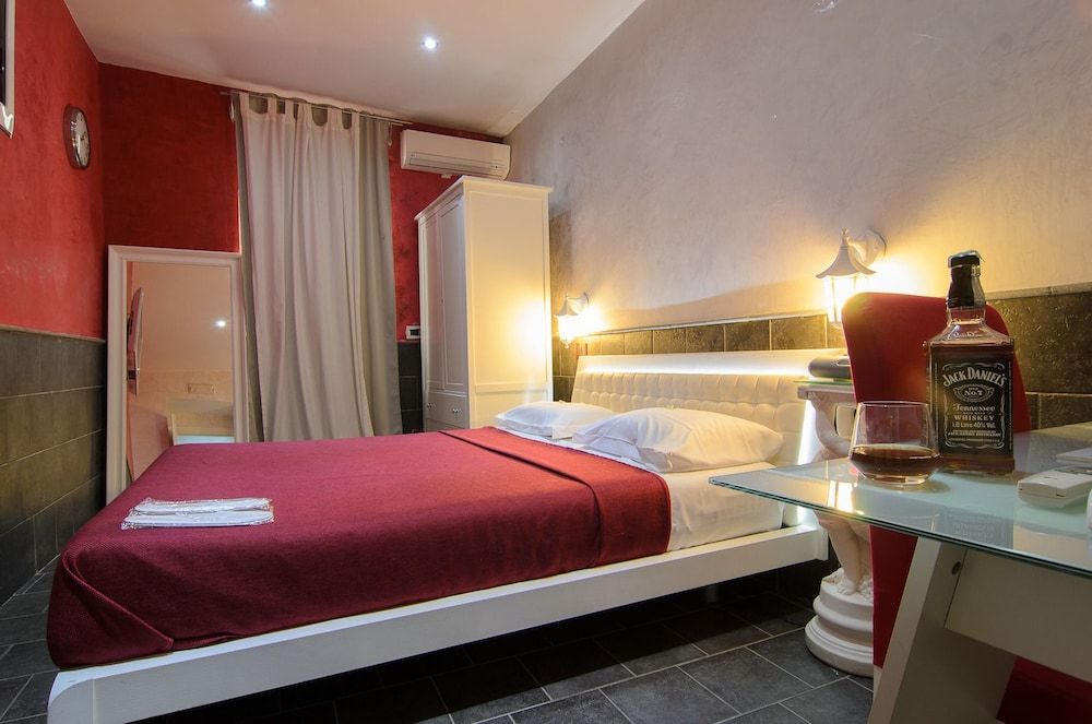 undefined Covo degli Angioini 9