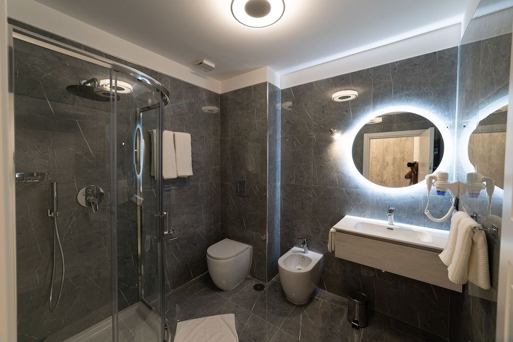 Apartments Hotel Real Suite City Double Room, 1 King Bed, Non Smoking, Ensuite 5