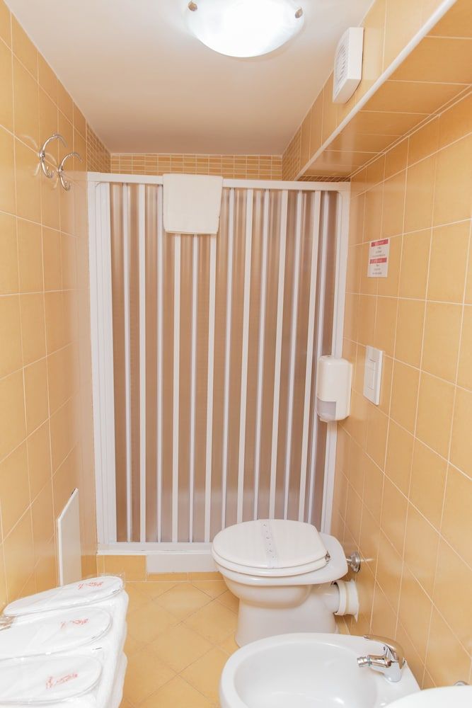 Palazzo Carafa della Spina Apartment, Kitchen (Casa Candida) 9