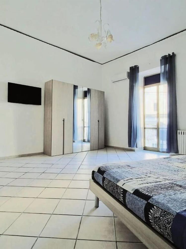 undefined Andrea's House Apartment in the Historic Center of Naples 10