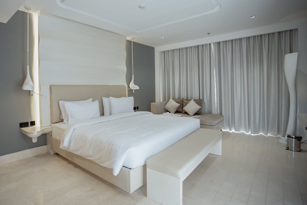 Alberni Jabal Hafeet Hotel Deluxe Double Room