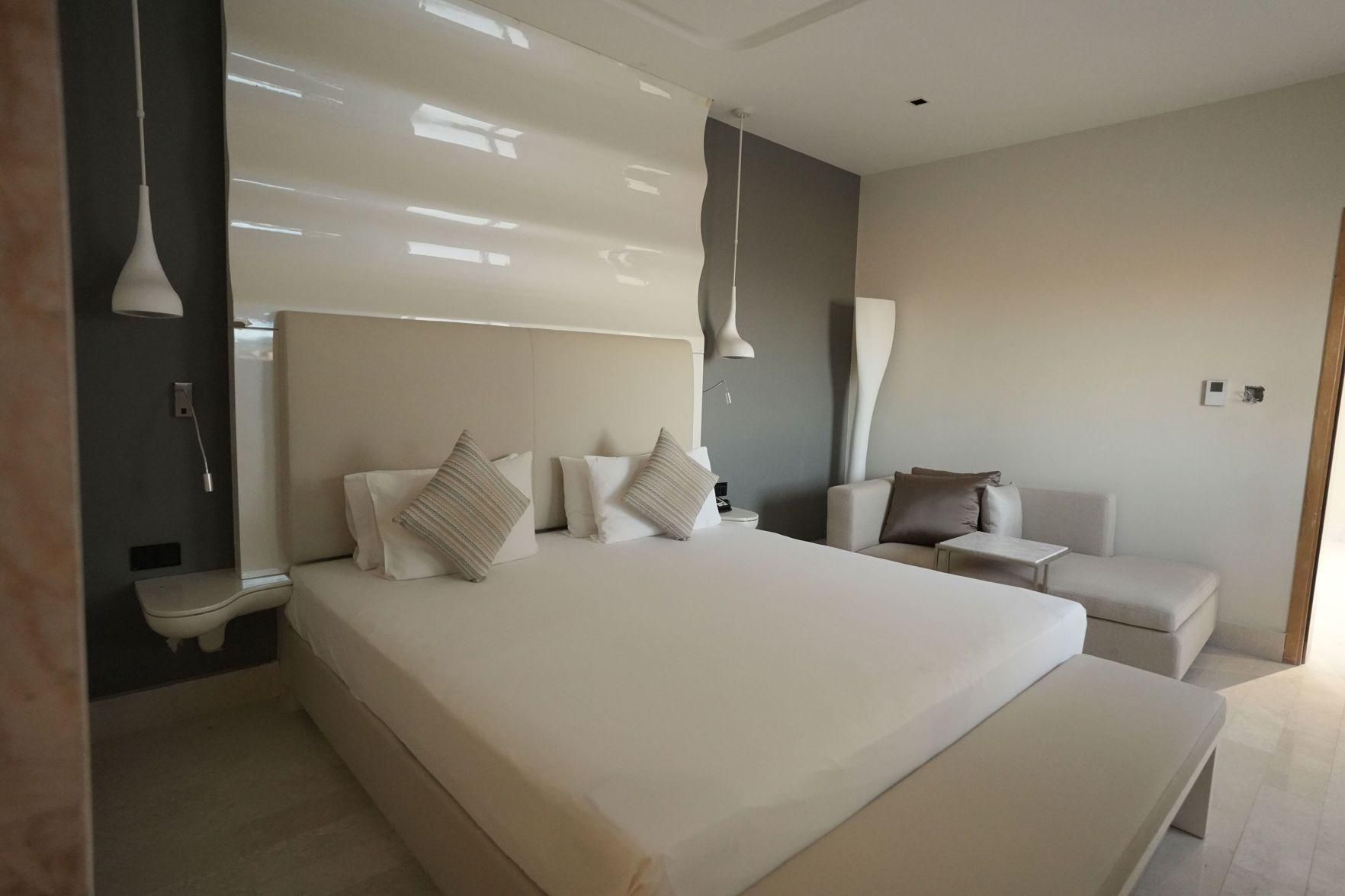 Alberni Jabal Hafeet Hotel Deluxe Double Room 2