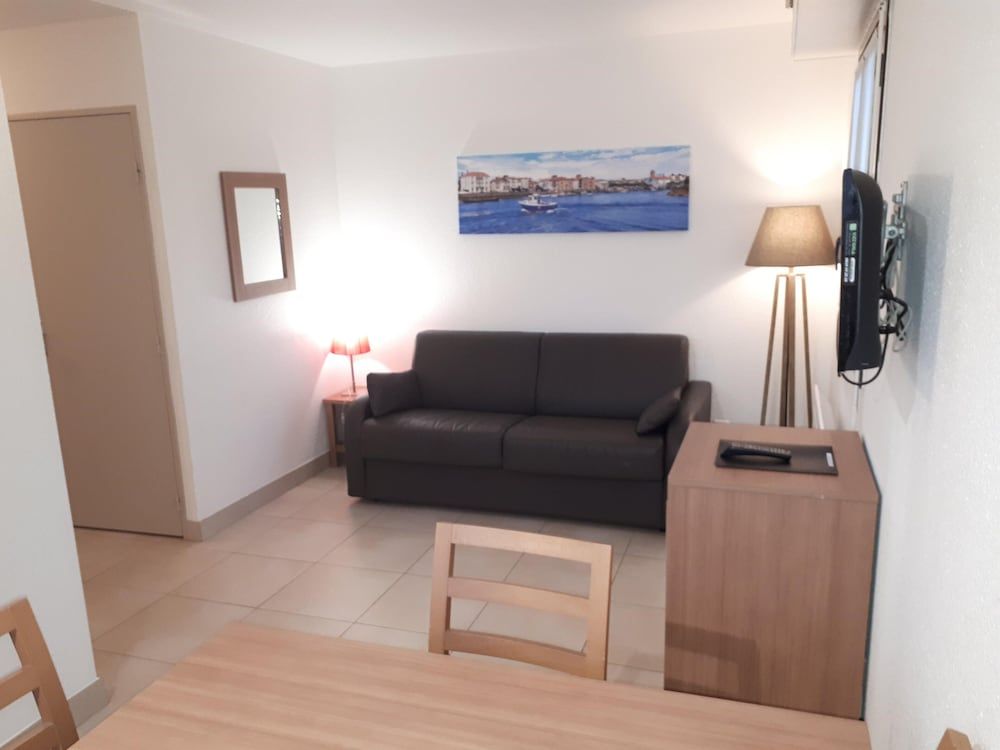 Duplex Apartment 2 Bedroom 6 People 1 Baby, Terrace, 2 Bathrooms