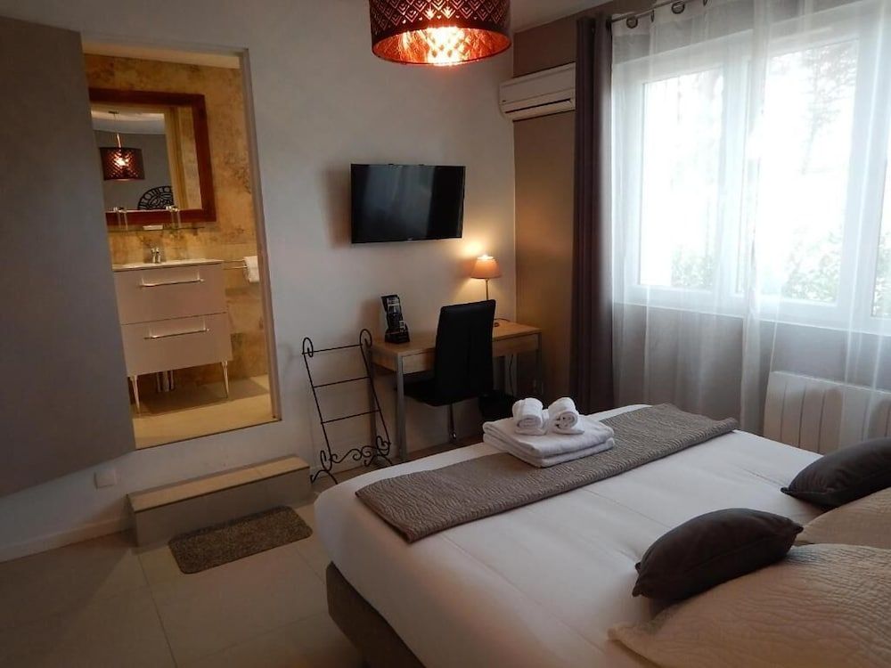 undefined Hôtel Miramar Cap d'Antibes 3