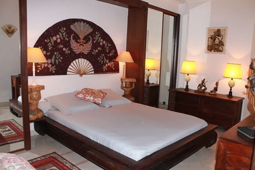 undefined La Villa Topi 2