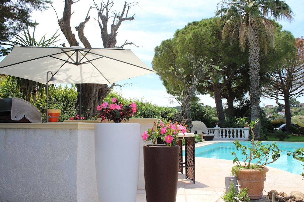 undefined La Villa Topi 4