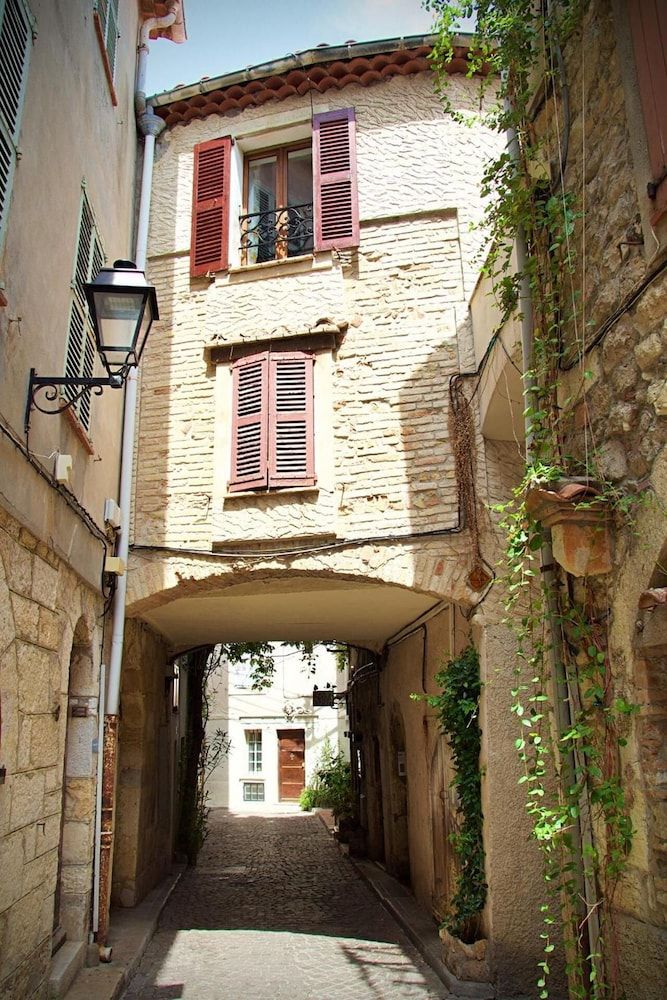 undefined Hello Côte d'Azur 4