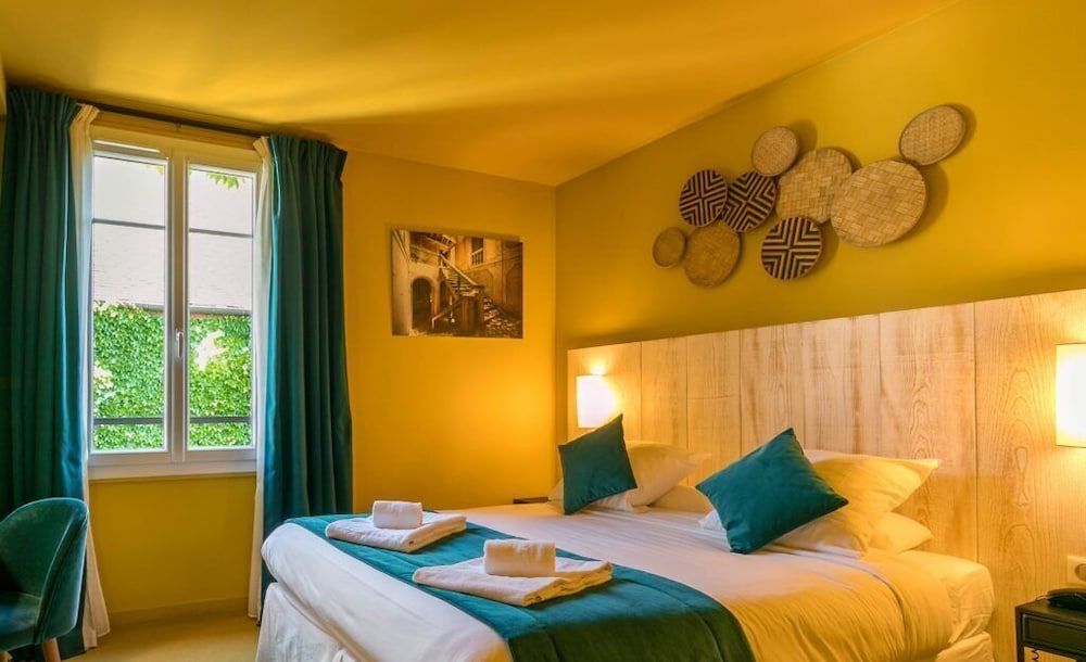 Le Central Boutique Hôtel Superior Room 3