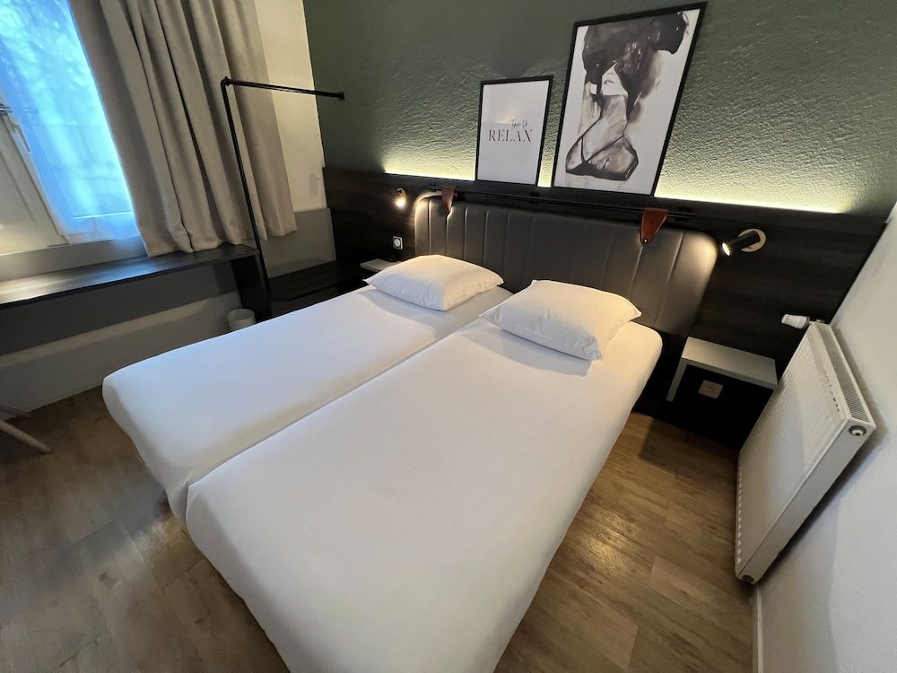 Tulip Inn Beaune Standard Room, 2 Twin Beds 2