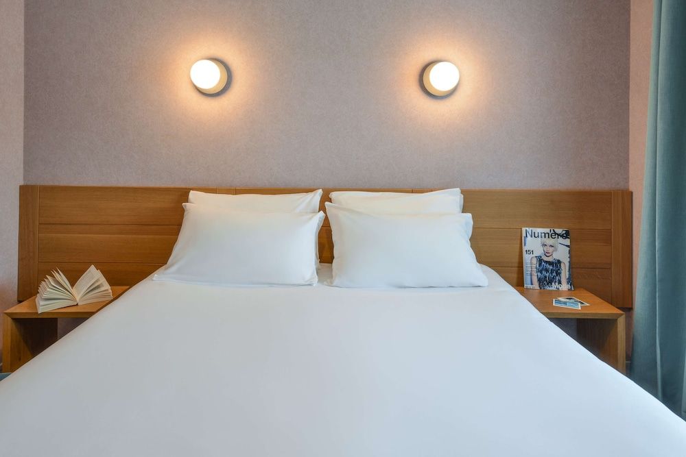 Standard Room, 1 Queen Bed, Non Smoking