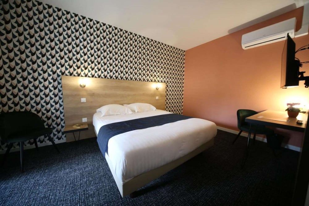 Standard Room, 1 Queen Bed, Non Smoking