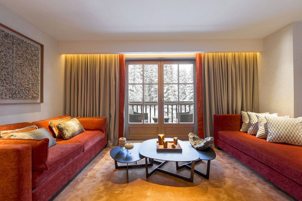 Junior Suite, 1 King Bed (Deluxe)