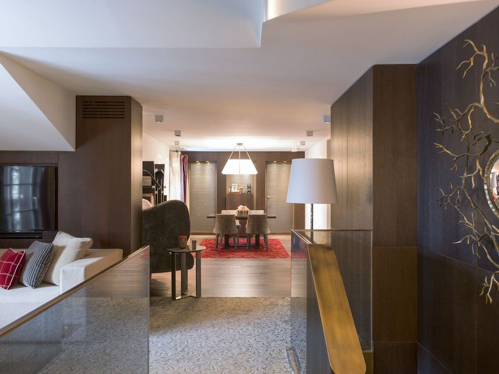 Deluxe Suite, 1 King Bed