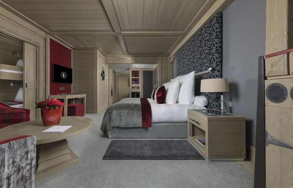 Family Room (Prestige)