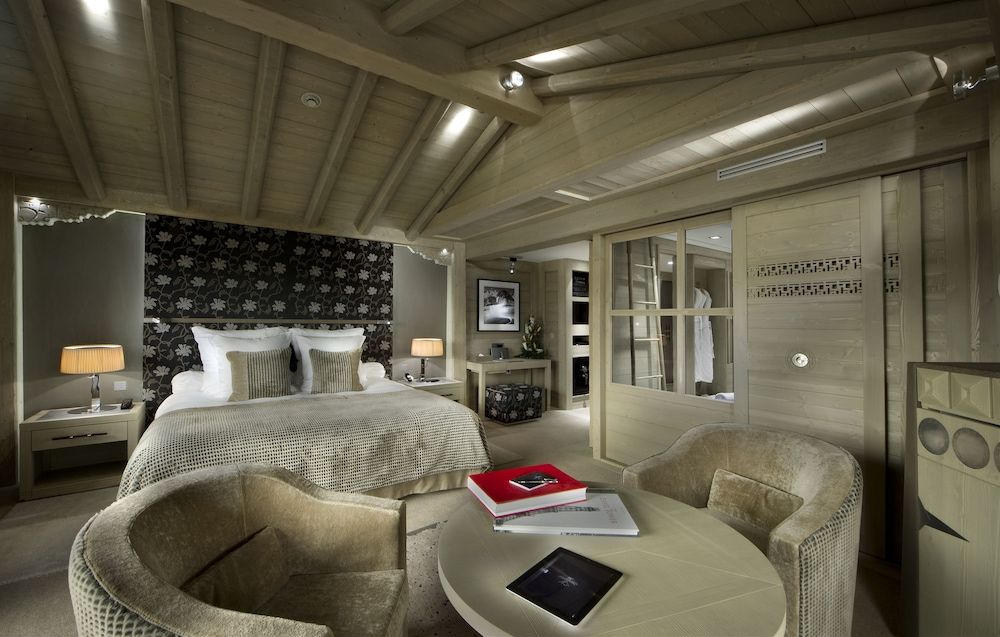 Room (Prestige)