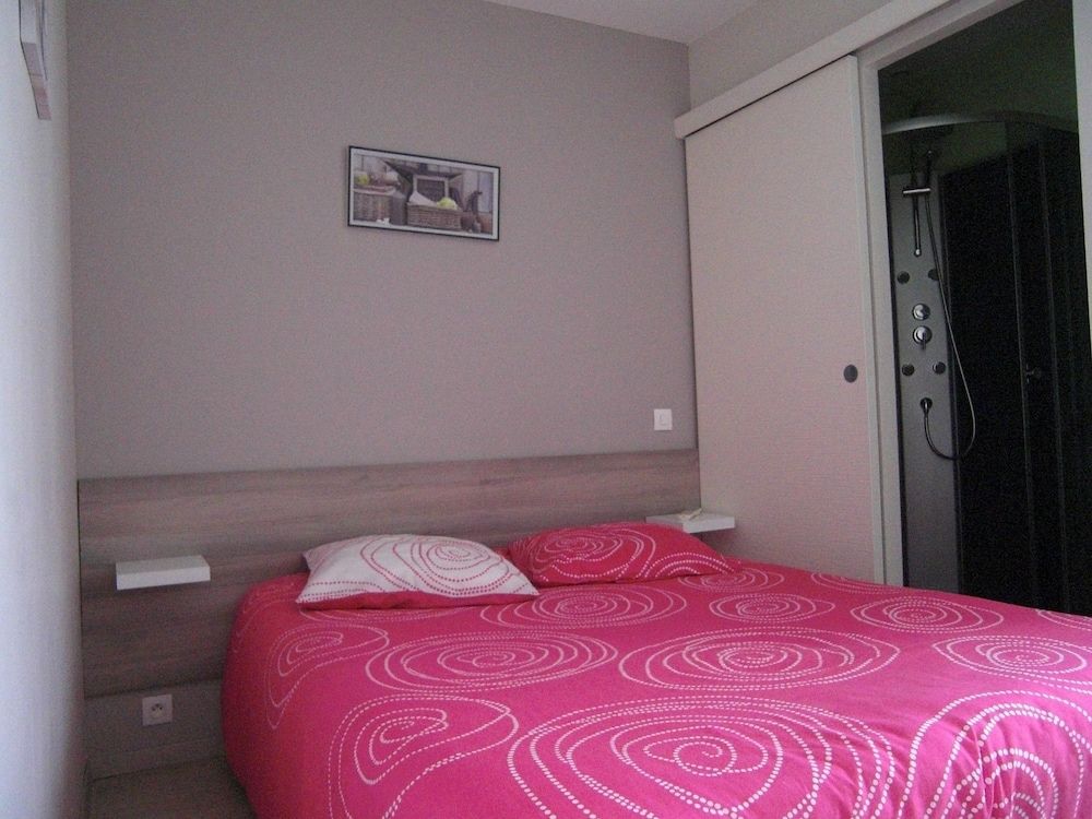 Hotel Le Colbert Double Room 3