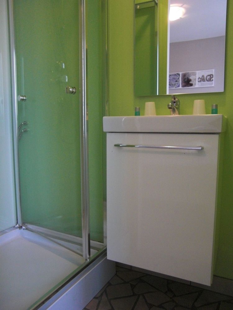 Hotel Le Colbert Double Room 11