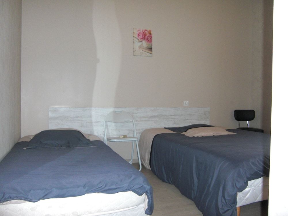 Hotel Le Colbert Double Room 8