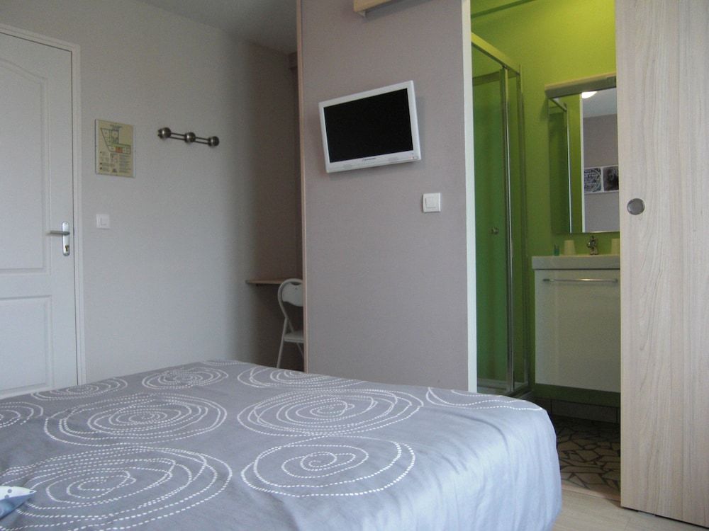 Hotel Le Colbert Double Room 6