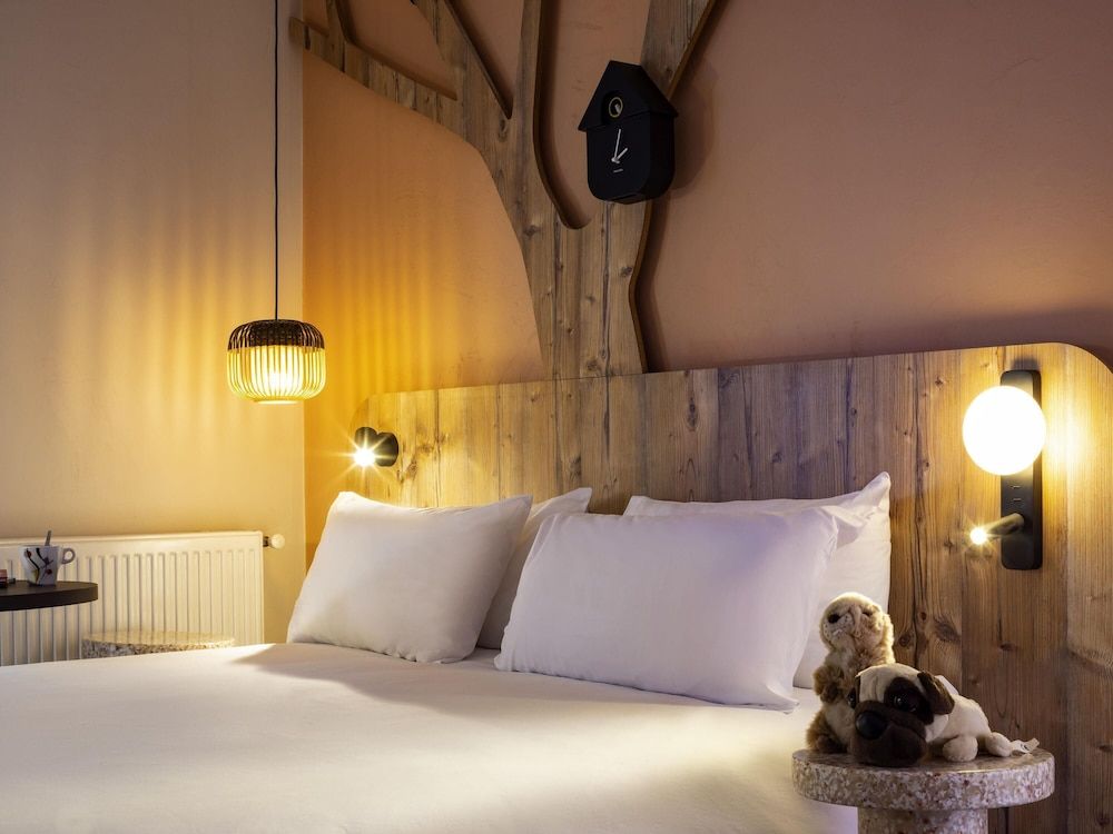 Room, Multiple Beds