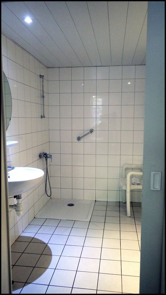 Adonis Lourdes Classic Double Room 5